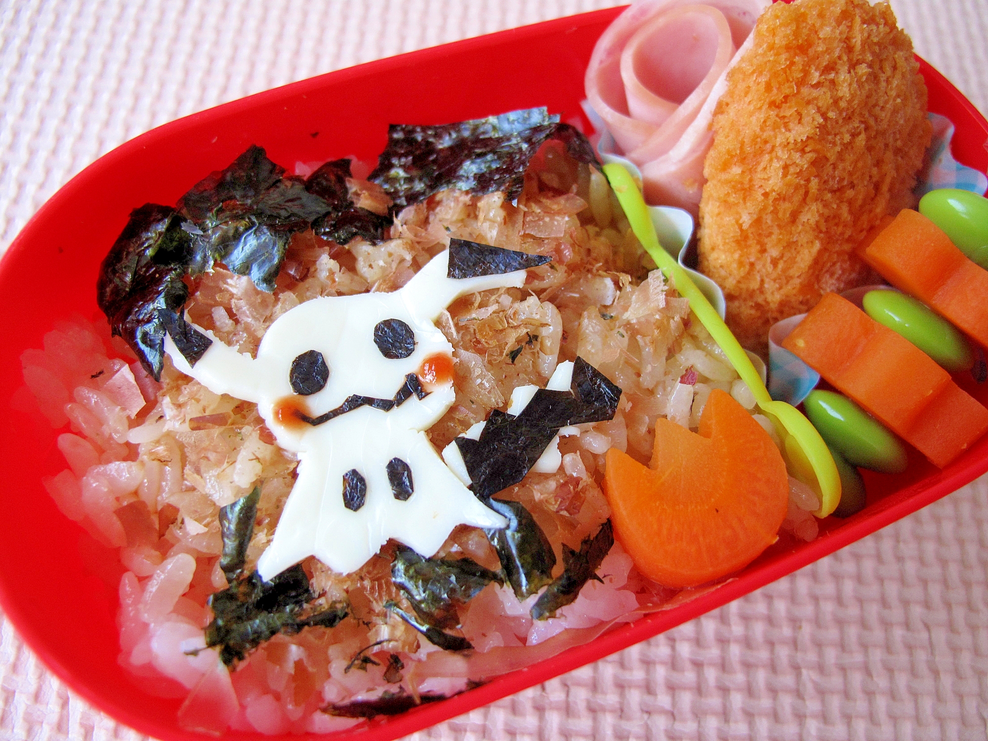 簡単 ポケモン ミミッキュのお弁当 レシピ 作り方 By へんてこぽこりんママ 楽天レシピ