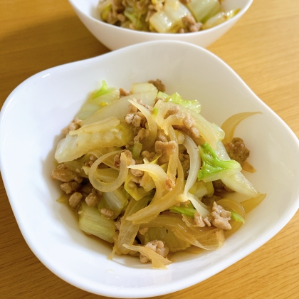 白菜大量消費！豚ひき肉と白菜のオイスター炒め