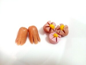 お弁当に ソーセージの飾り切り ミニタコと花 レシピ 作り方 By Metalco 楽天レシピ お弁当に ソーセージの飾り切り ミニタコと花 レシピ 作り方 By Metalco 楽天レシピ
