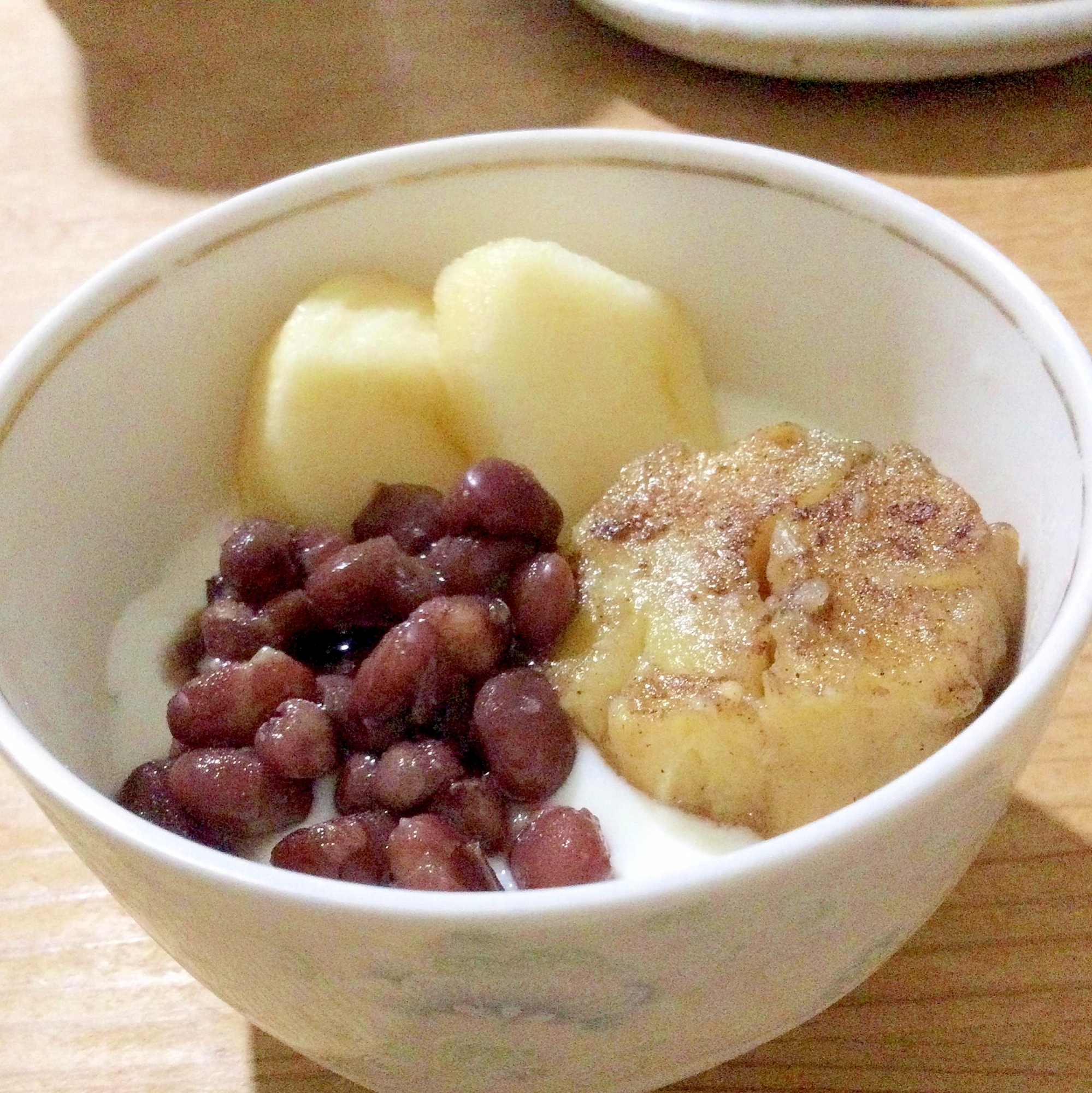 焼き芋小豆りんご♡ヨーグルト♪