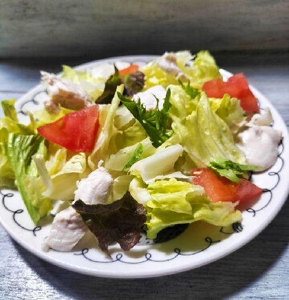 きょうはこちら♬早速リクエストサラダレシピ感謝(*´ω｀*)しかも私のとコラボ♡いつも作りやすい美味しいレシピありがとうです❣