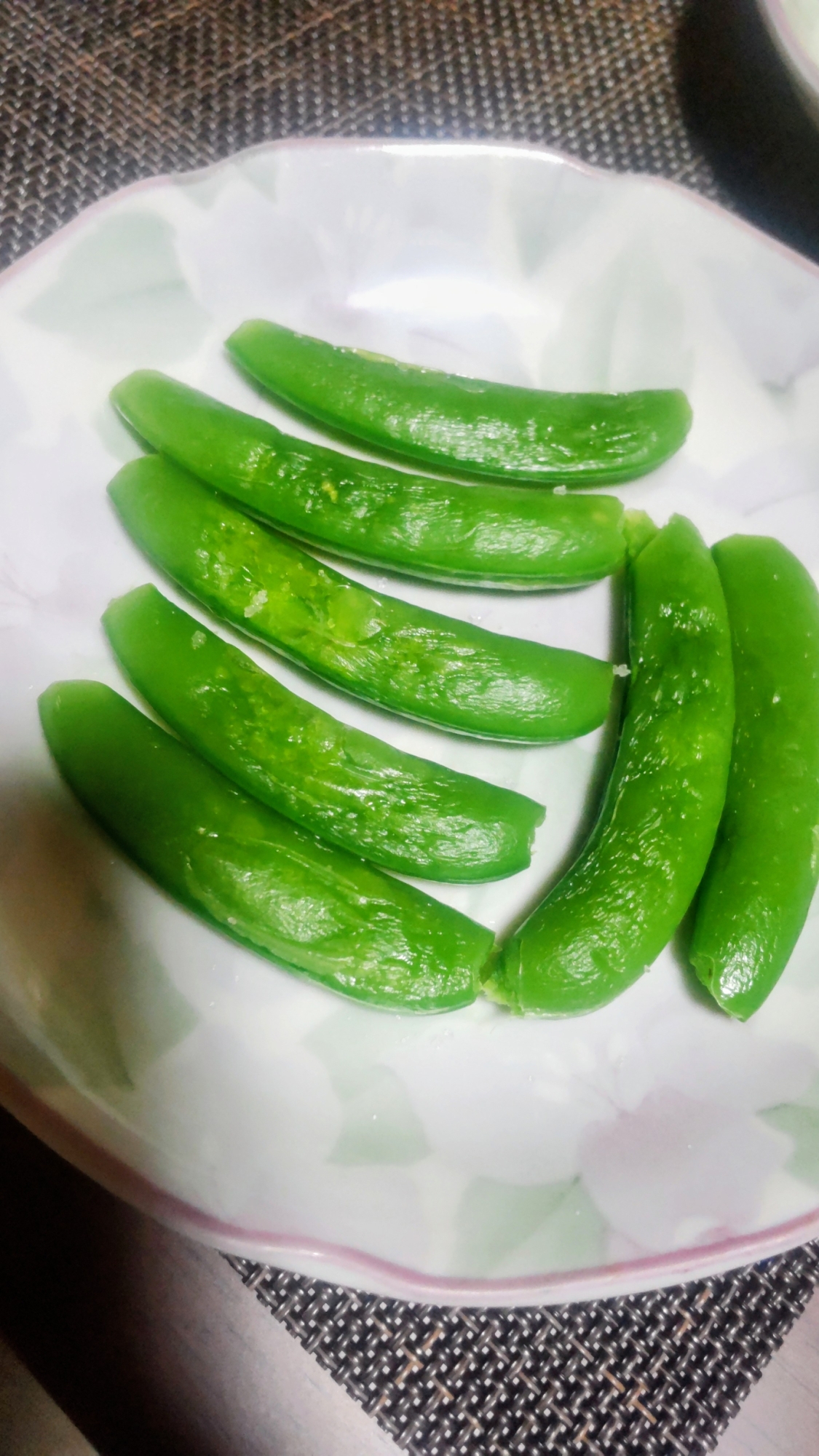 甘み引き立つスナップえんどう♫蒸しと焼き