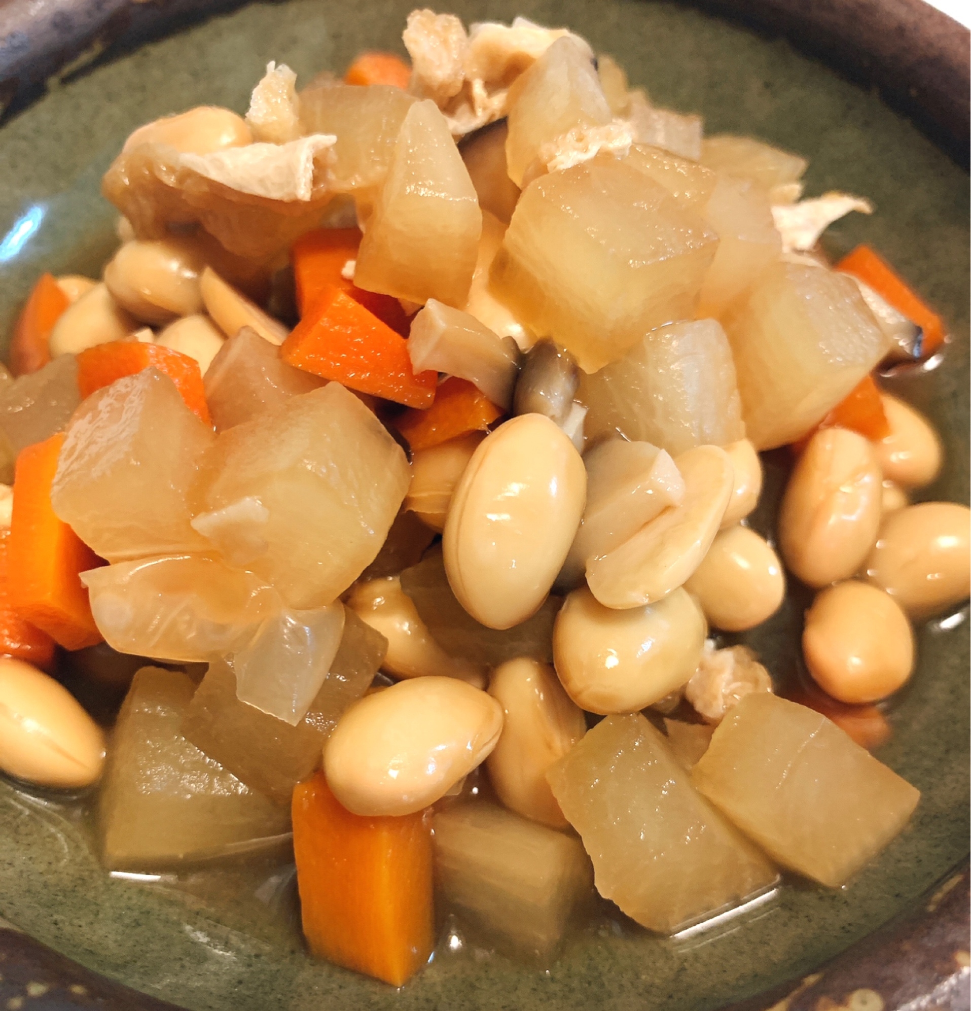 大豆と大根の煮物