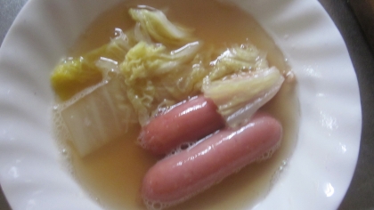 朝食レシピ　105）ソーセージの簡単スープ