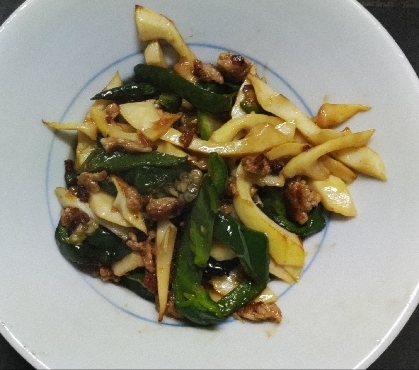 豚ミンチで「チンジャオロース」ご飯にのせて丼にも♪