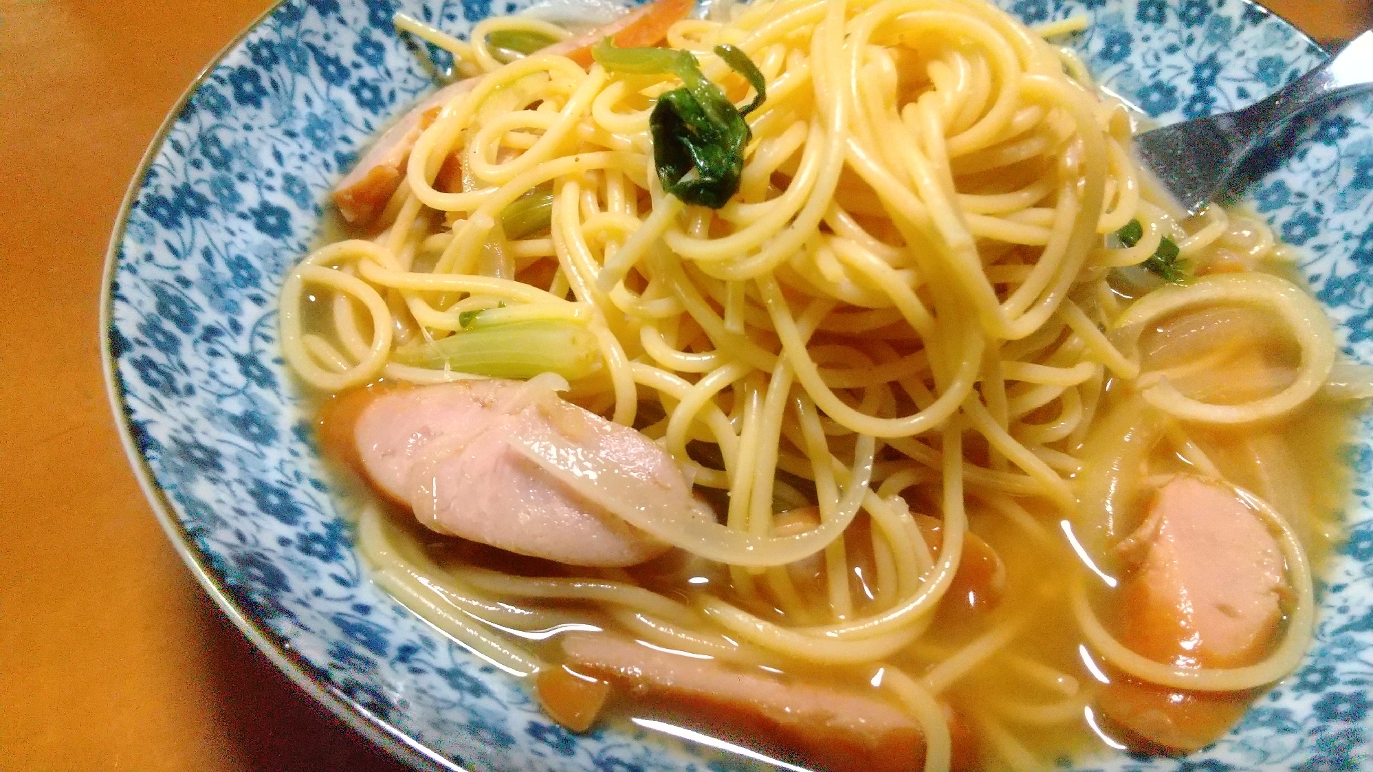 ワンパンで！ニンニク醤油辛味パスタ