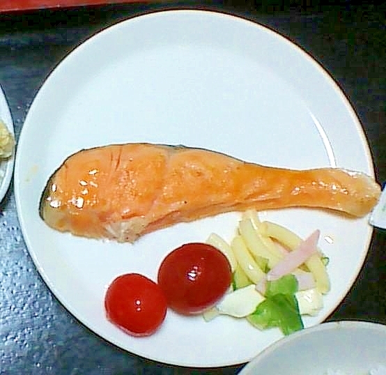 鮭のソテー（塩＆バター）