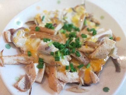 ご飯に乗せて丼にも♡みょうがと油揚げの卵とじ