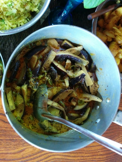 ズッキーニで♪夏野菜たっぷりチキンキーマカレー