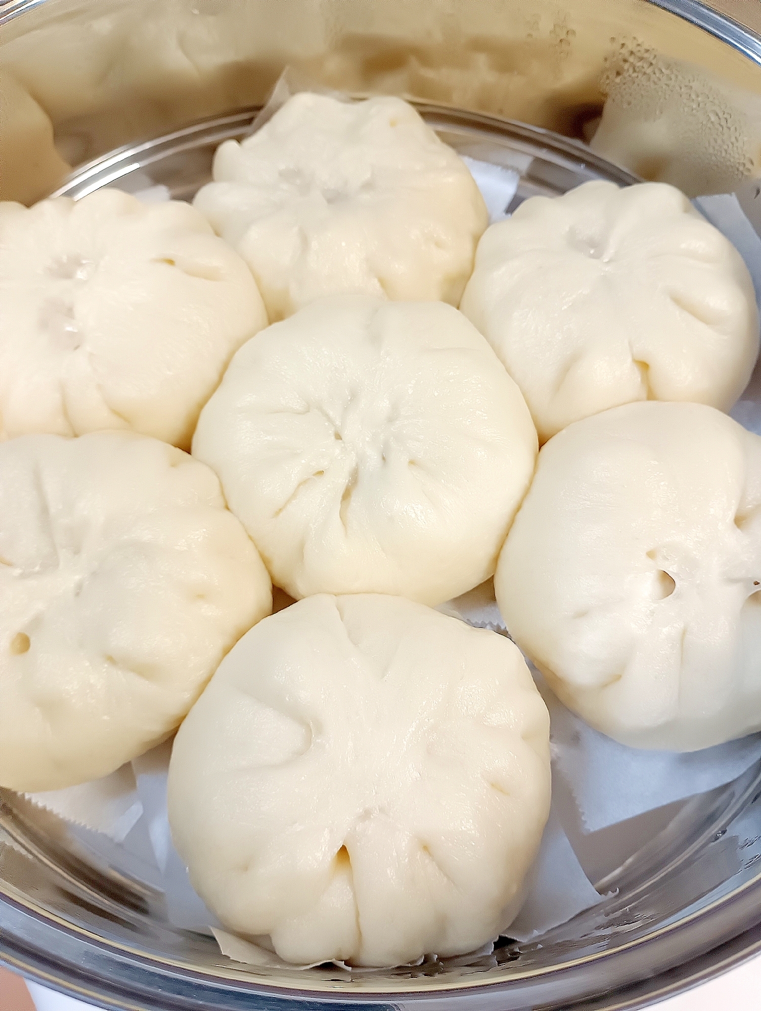 ホカホカ肉まん