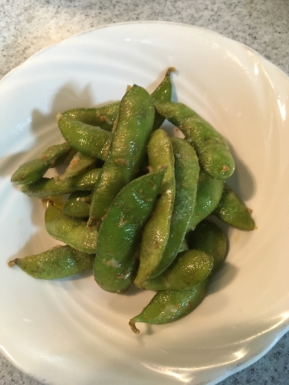 いつもの枝豆が変身。簡単にできて美味しかったです。ありがとうございました。