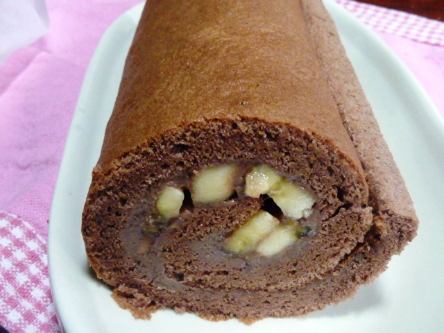 卵3つでできる ココアカスタードロールケーキ レシピ 作り方 By Roze Pi 楽天レシピ 卵3つでできる ココアカスタードロールケーキ レシピ 作り方 By Roze Pi 楽天レシピ