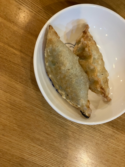 カリッと美味しい♪ビールに合う揚げ餃子