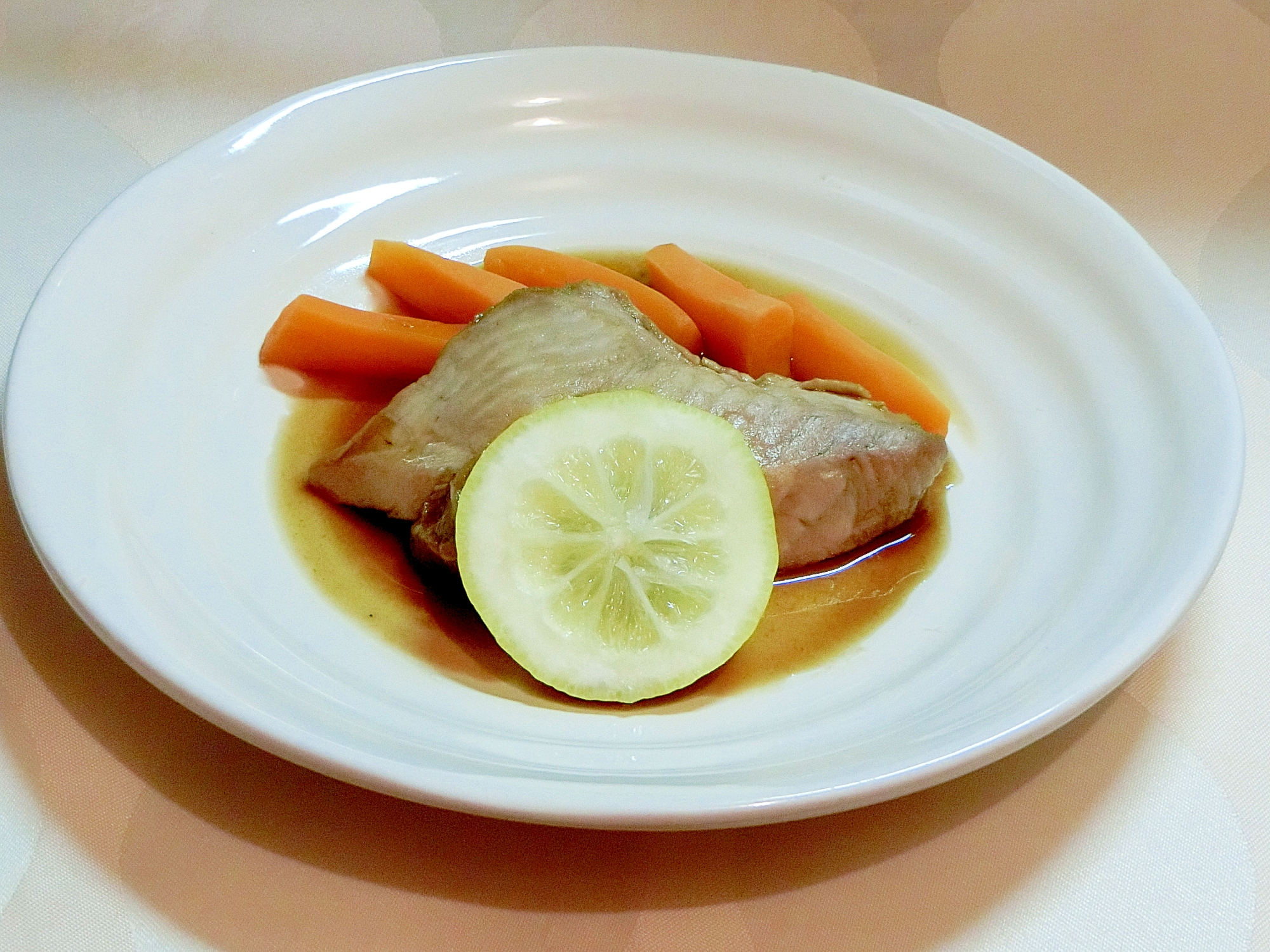 サメのワイン煮
