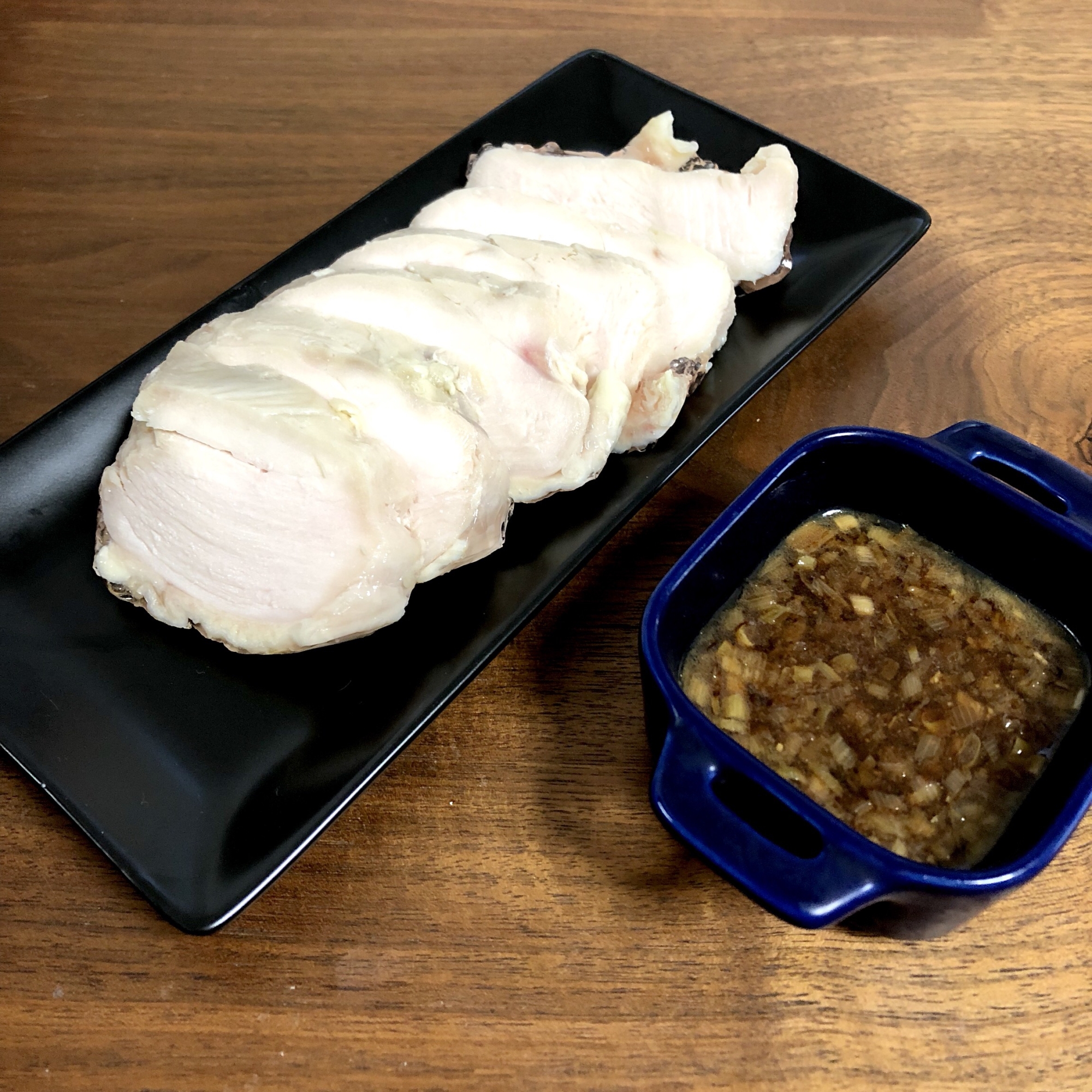 バーミキュラ☆鶏むね肉の蒸し鶏とうまうまネギソース