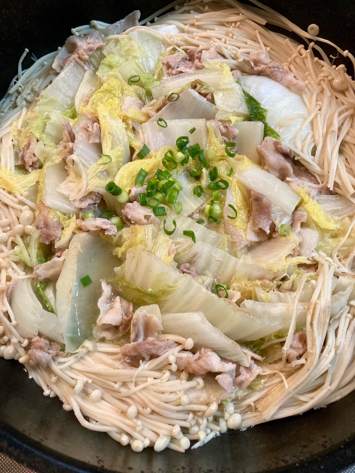 豚バラと白菜・えのきの重ね鍋