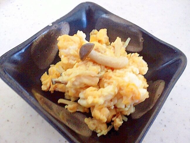 お弁当に きのこの炒り卵 レシピ 作り方 By しのち 楽天レシピ