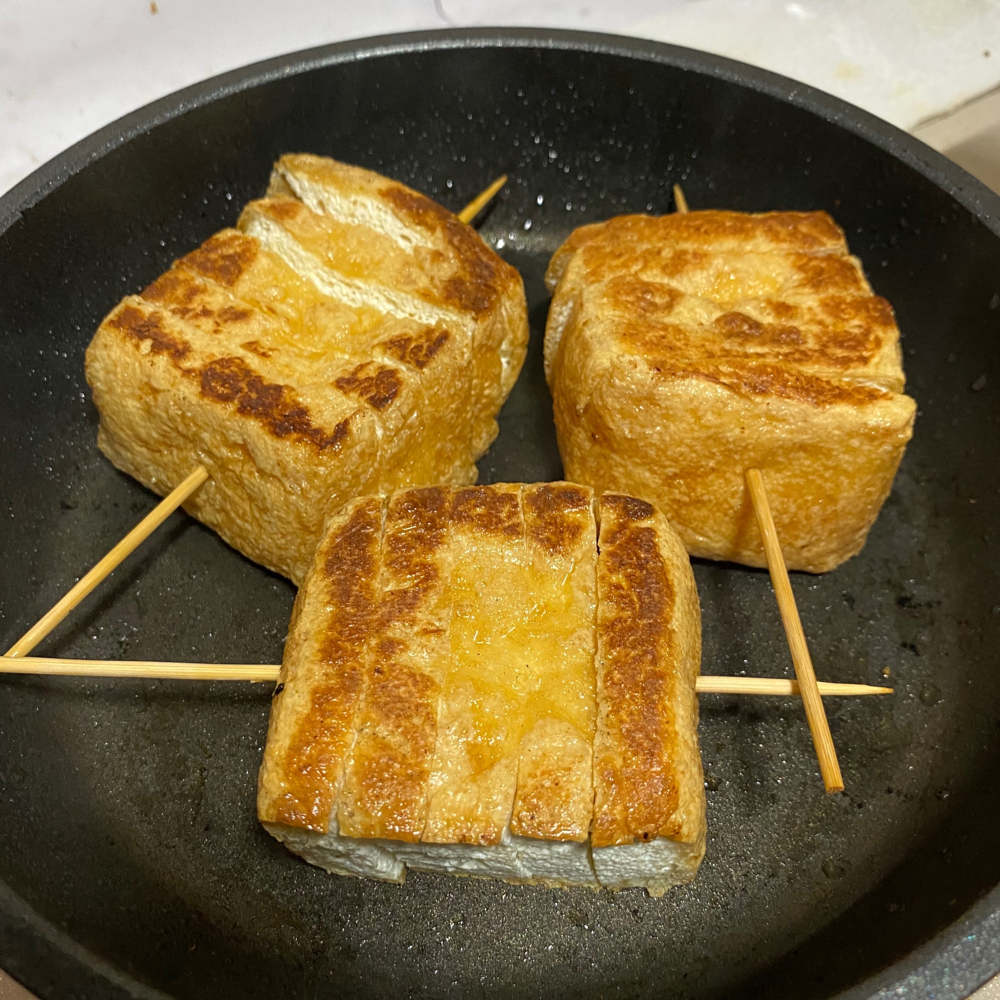 厚揚げ(厚めの油揚げ)の焼き方