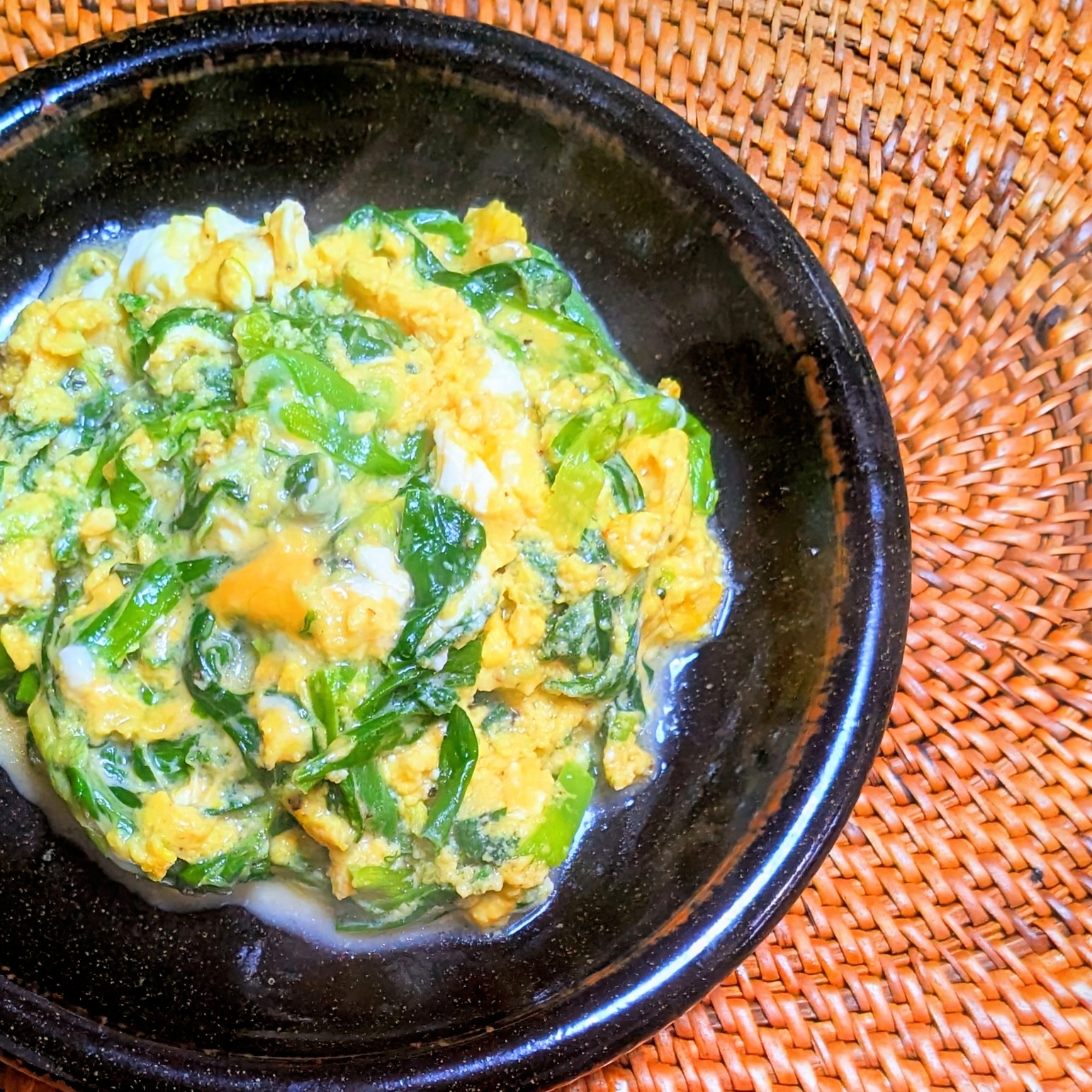 チーズ入り洋風ニラ玉