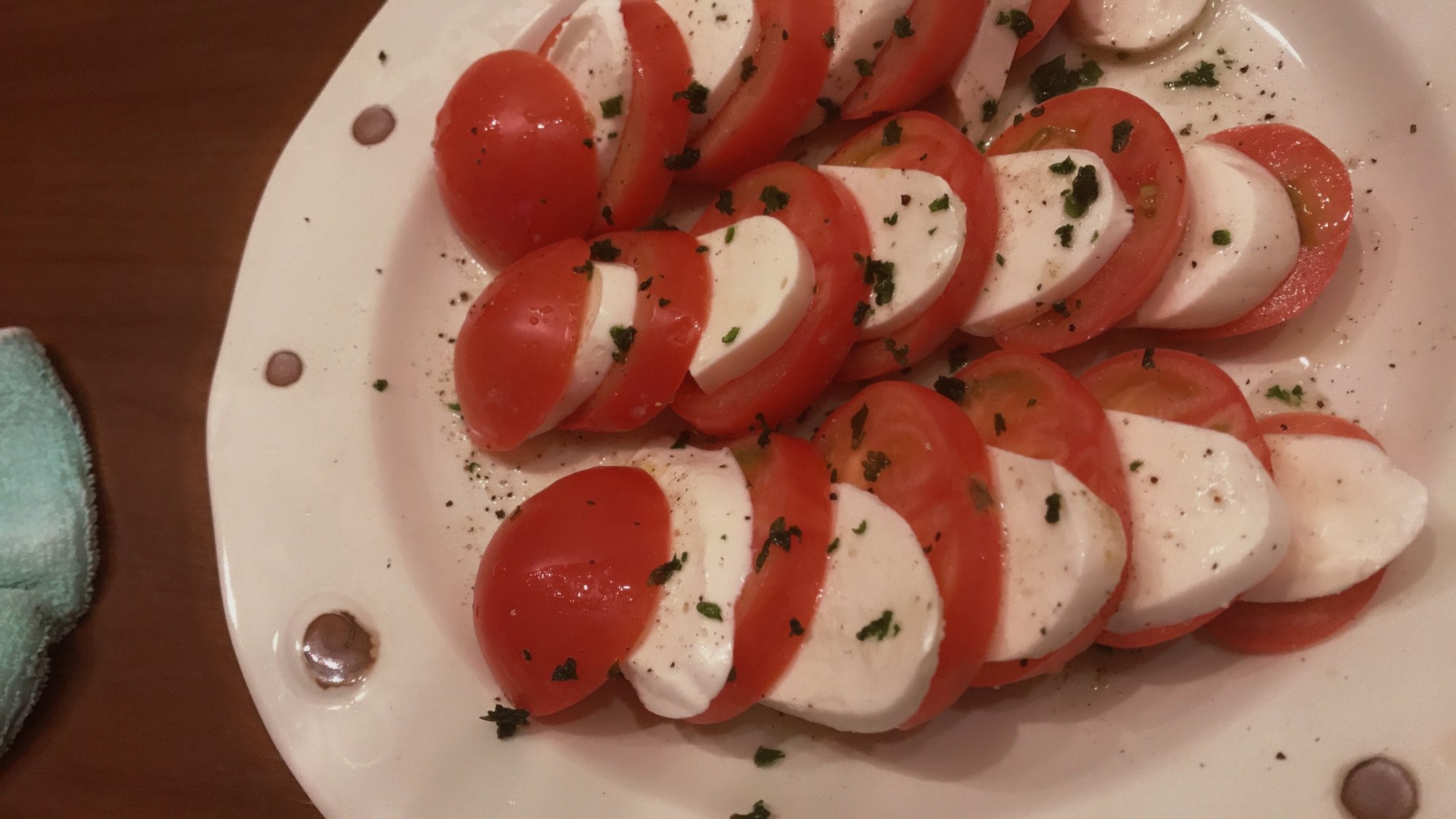 料理下手でも簡単 トマトとチーズのオシャレな前菜 レシピ 作り方 By さえもんのすけ 楽天レシピ 料理下手でも簡単 トマトとチーズのオシャレな前菜 レシピ 作り方 By さえもんのすけ 楽天レシピ