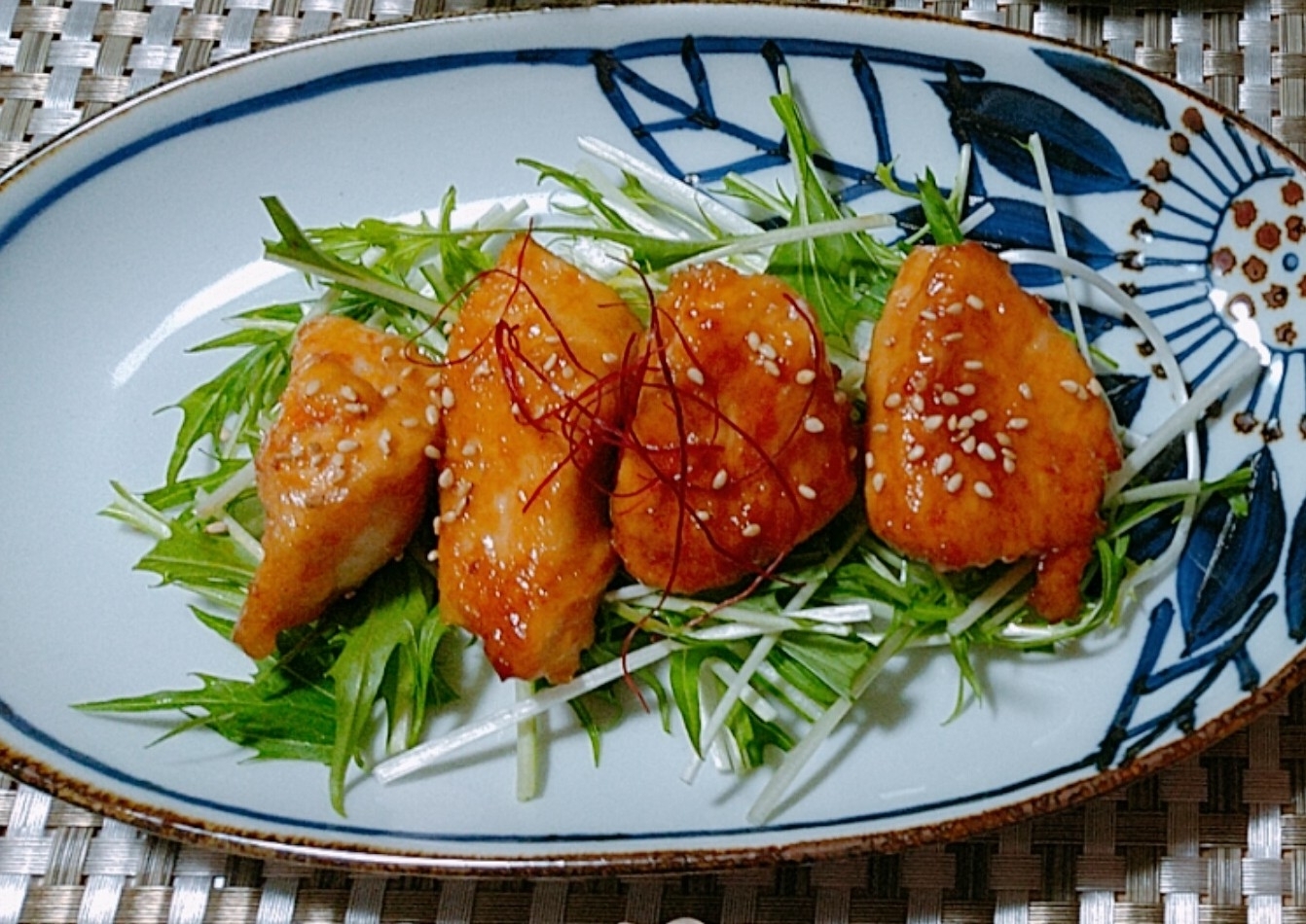 簡単 節約 ぴり辛うまチキン 今夜の夕飯に レシピ 作り方 By Mymym 楽天レシピ 簡単 節約 ぴり辛うまチキン 今夜の夕飯に レシピ 作り方 By Mymym 楽天レシピ