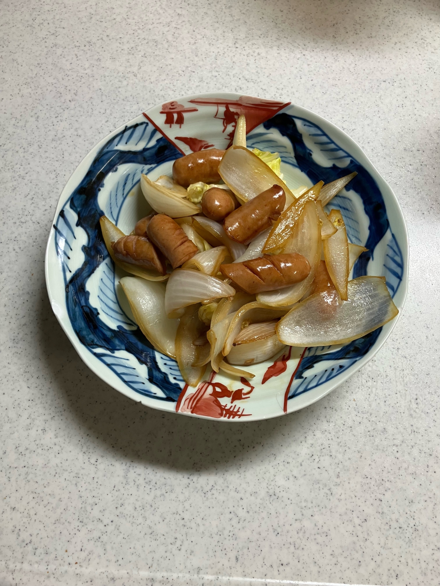 ウインナーと新玉ねぎ炒め
