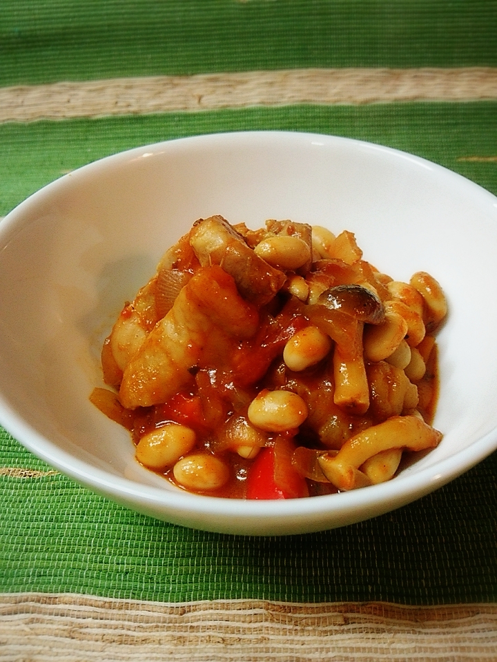 チキンと大豆のトマトカレー