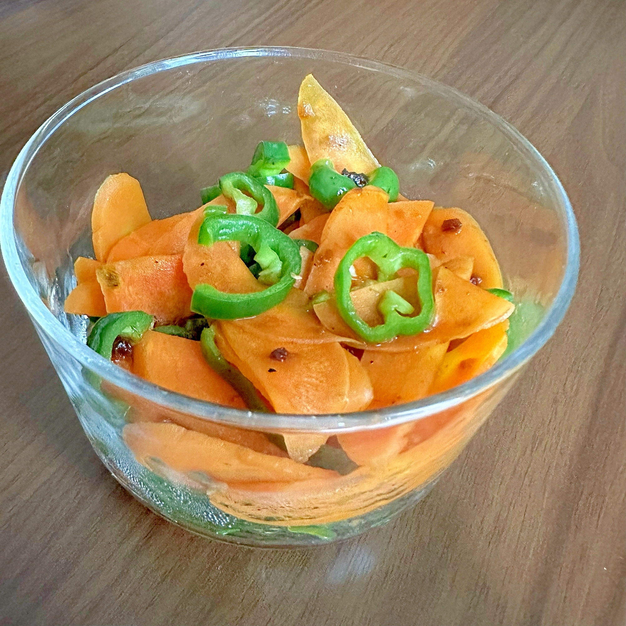 にんじんとピーマンの玉ねぎドレッシングꔛꕤ