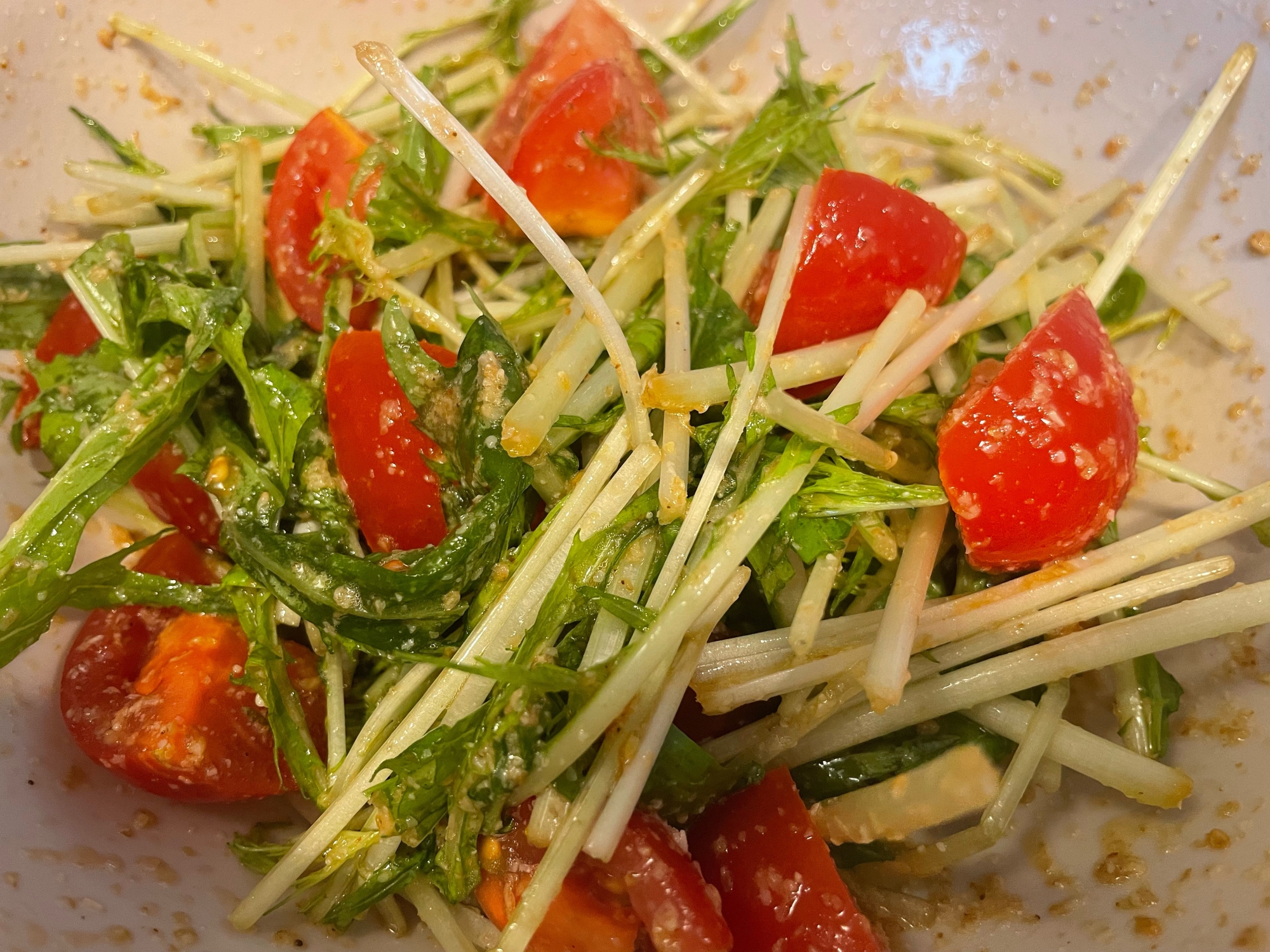 ひたすら食べられる☆水菜とトマトのごま洋風サラダ