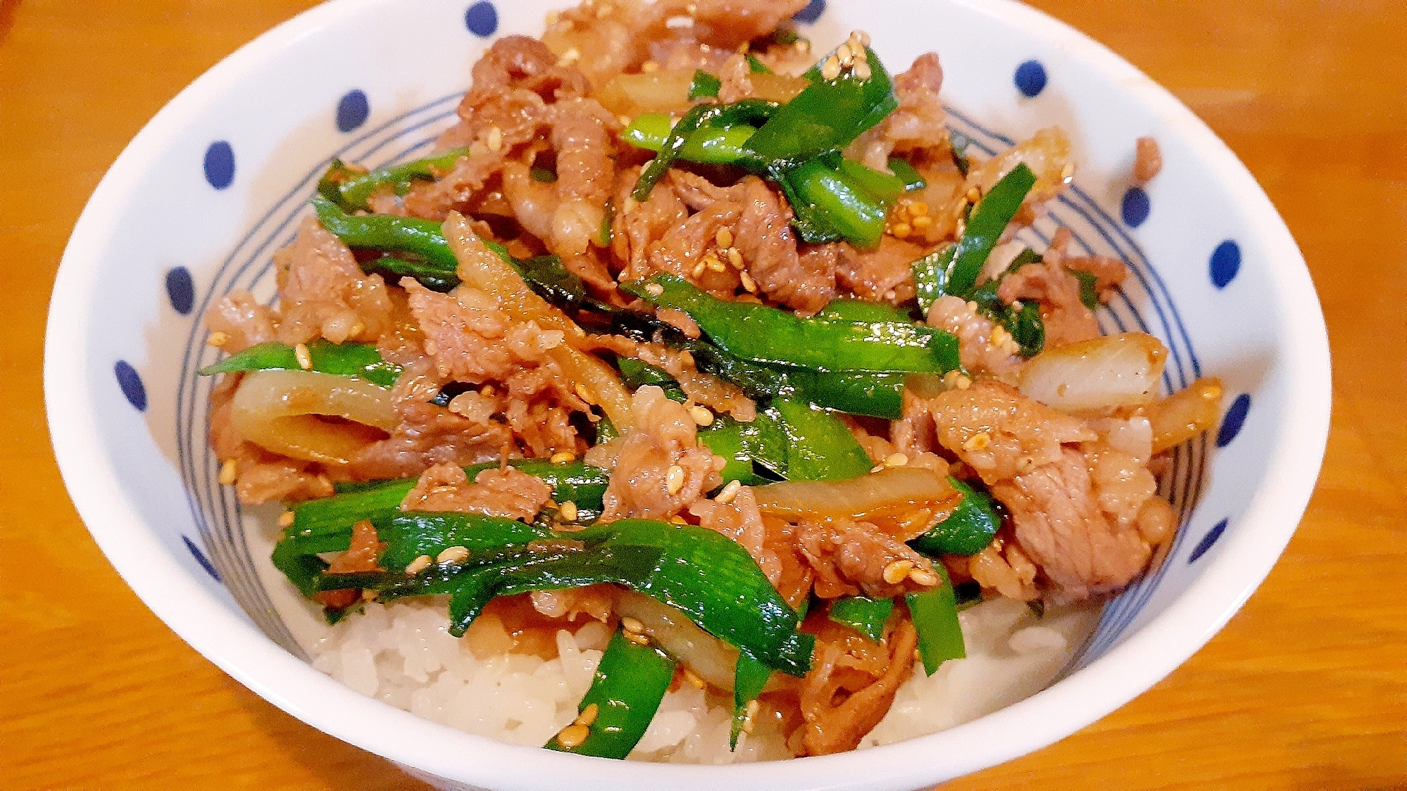 牛バラ肉のスタミナ丼