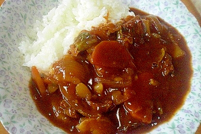 「牛すね肉と芽キャベツのハヤシライス」