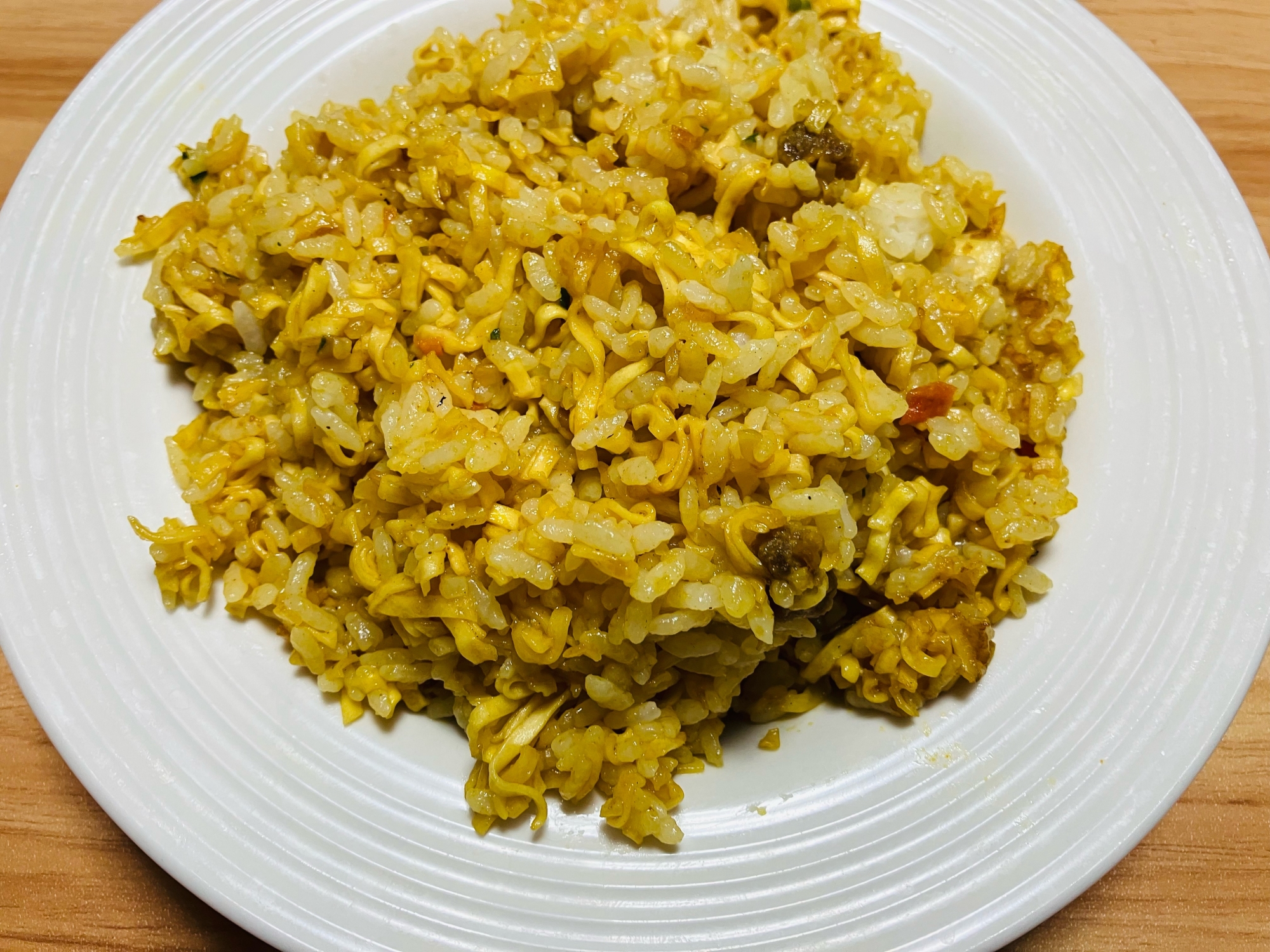 カップ麺で作るカレー炒飯