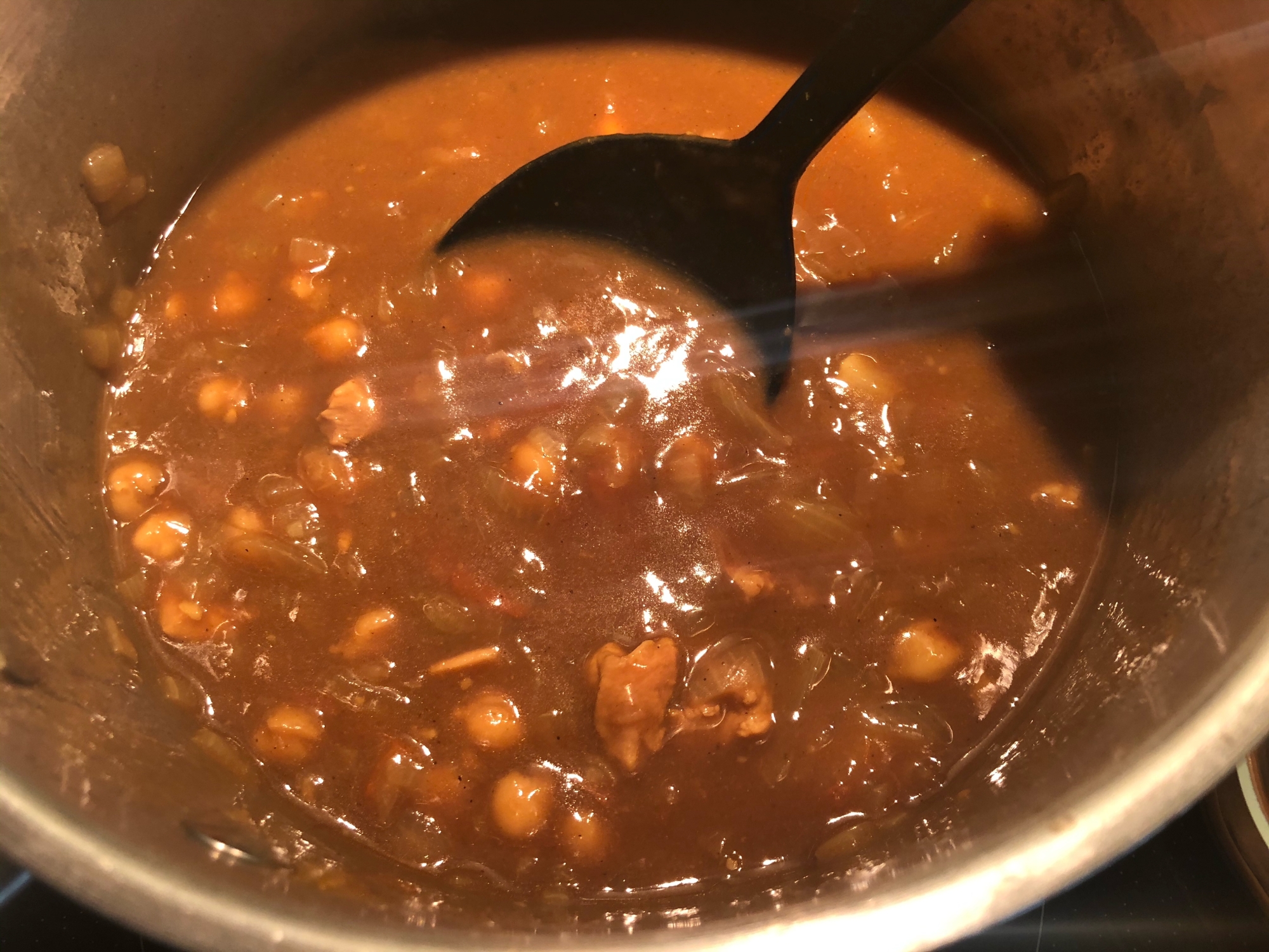 15分で簡単カレー！ひよこ豆と鶏肉のカレー