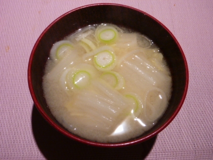 こんにちわ♪今日の朝に頂きました☆
白菜の甘みとねぎのシャキシャキが、美味しかったです (^_^)
冬は白菜が甘いね♪
素敵な祭日を迎えてね☆ごちそう様
です♥