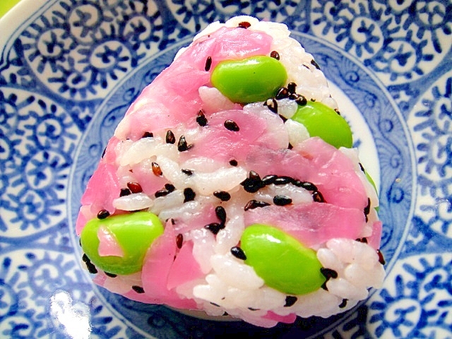 大根の桜漬けと枝豆黒ゴマのおにぎり レシピ 作り方 By Mint74 楽天レシピ