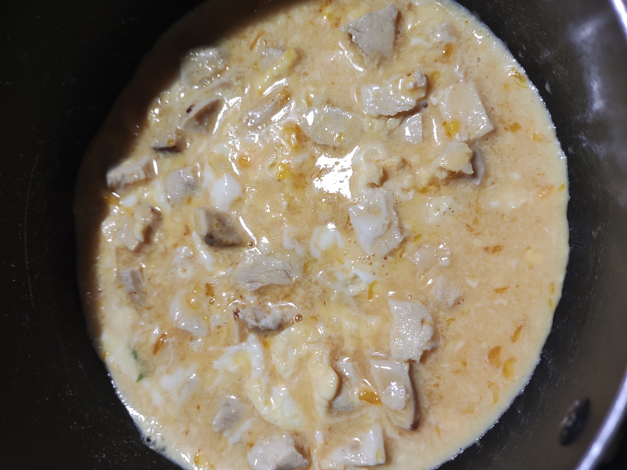 鶏肉のたまごとじ