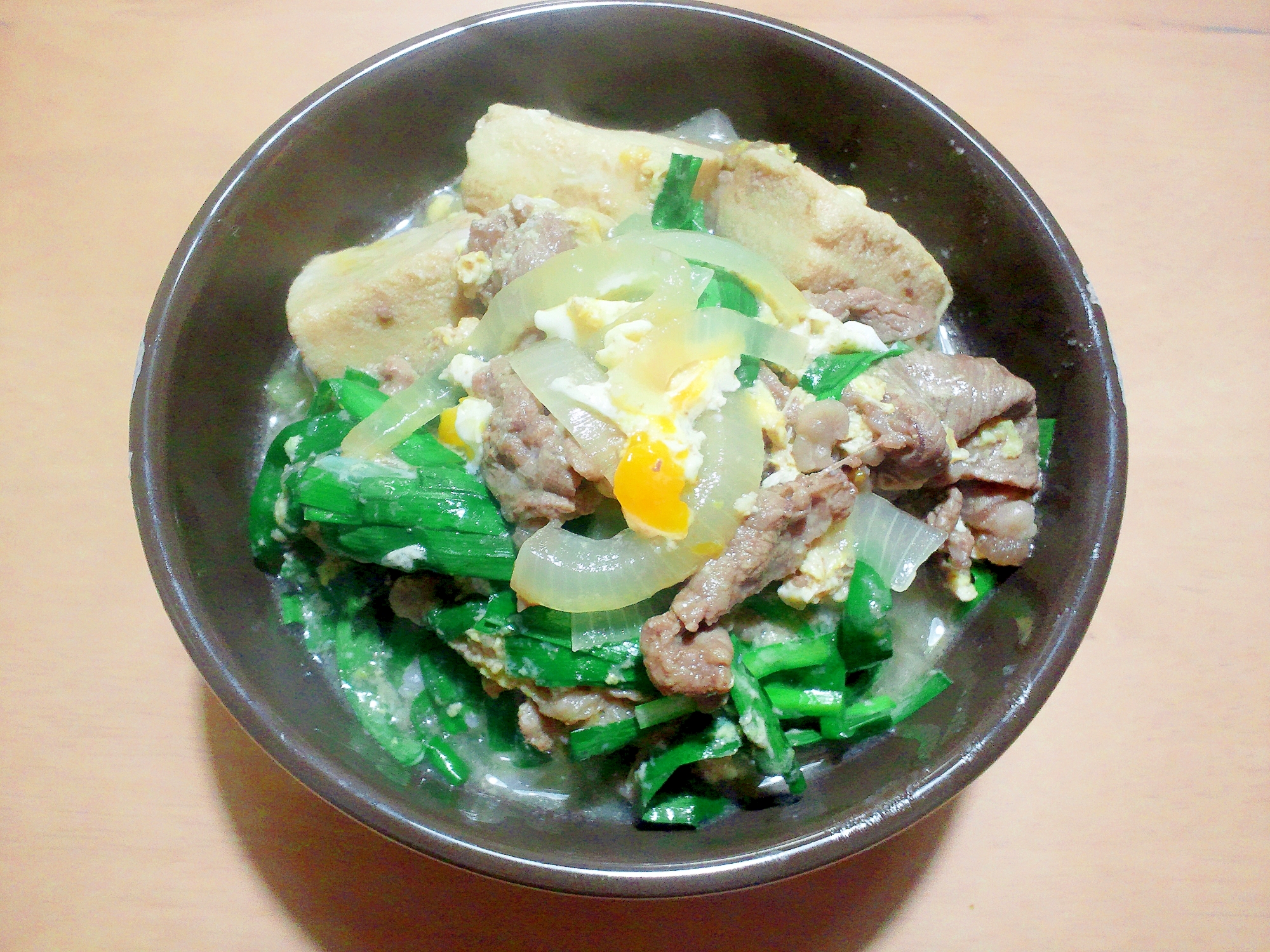 凍り豆腐入り！すき焼き肉を使って、贅沢な牛丼♪