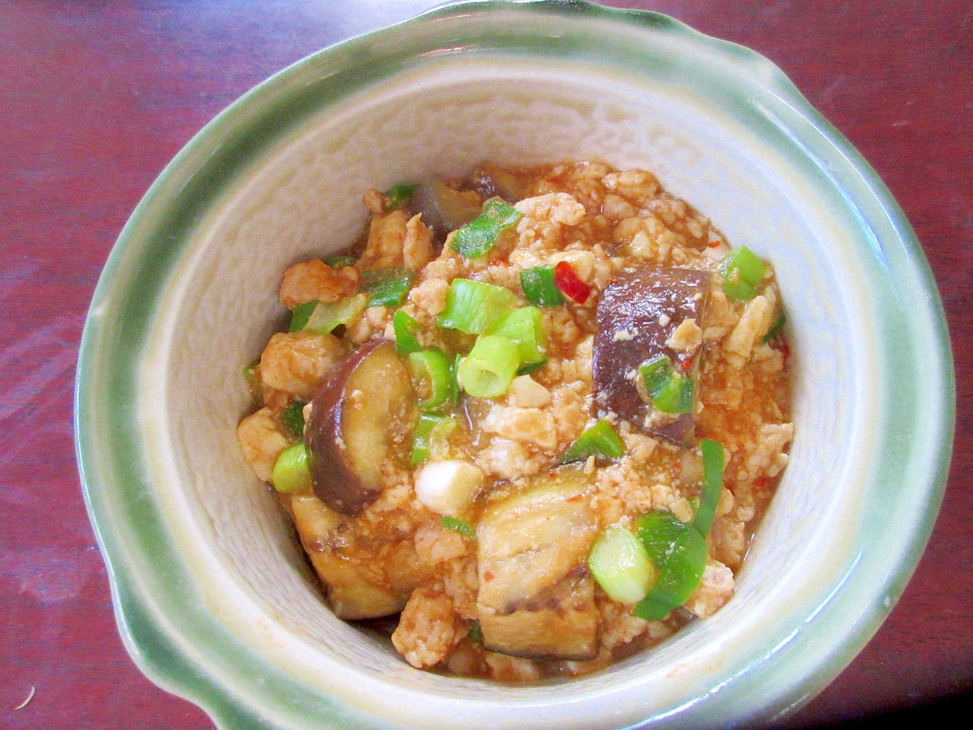 ピリ辛！茄子も入れたマーボー豆腐♪