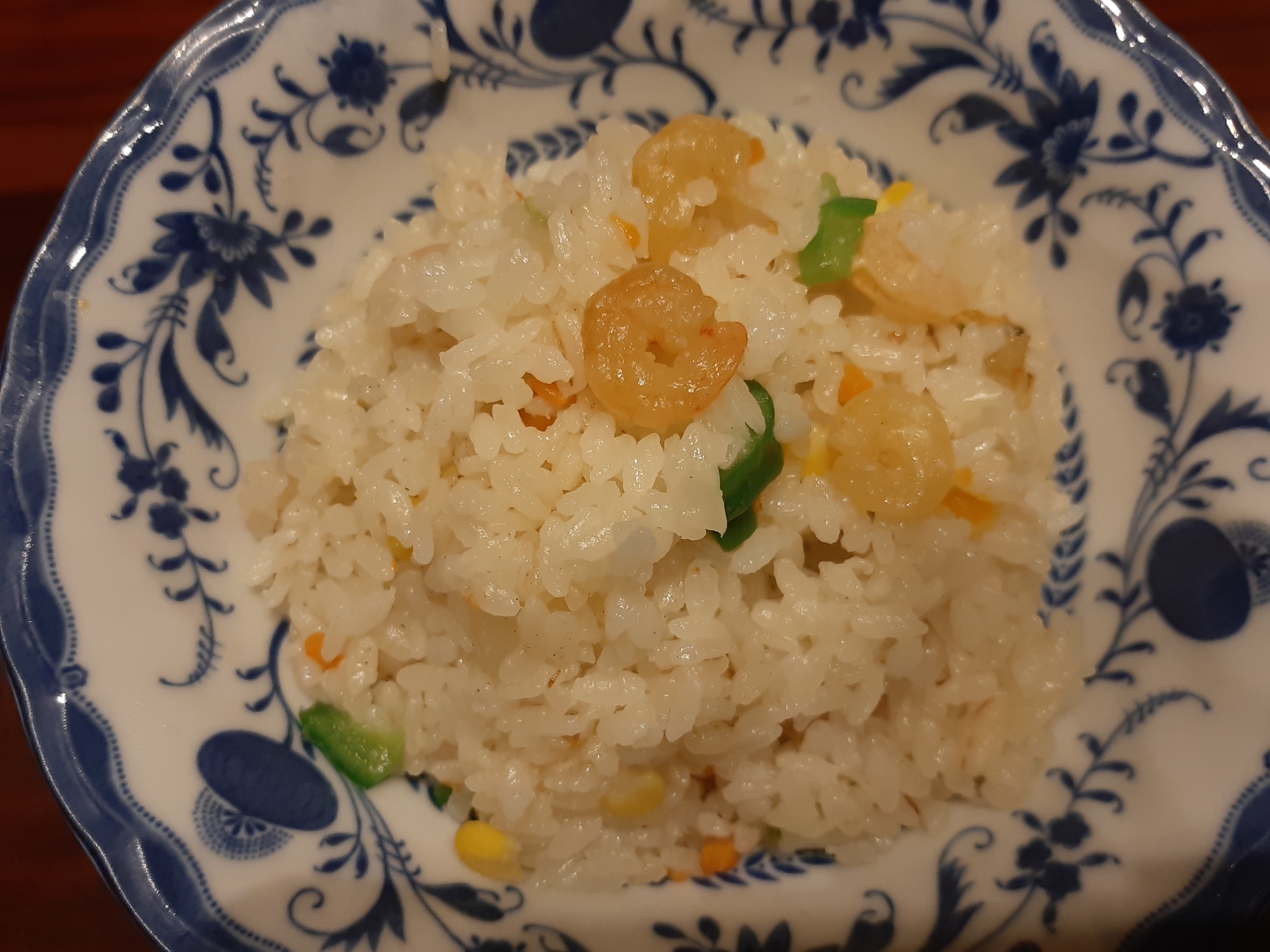 炊飯器で簡単海老ピラフ