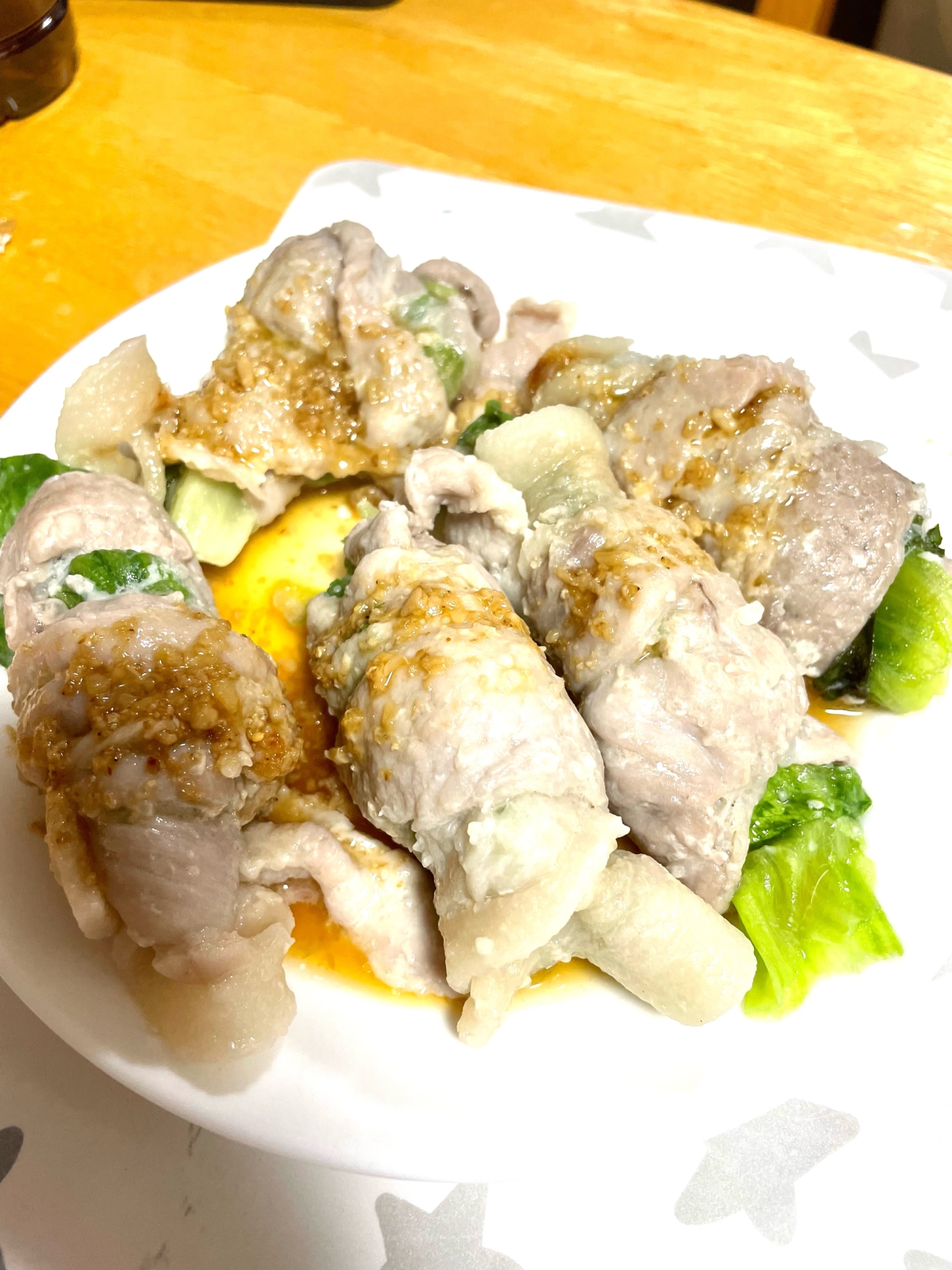 豚バラ薄切り肉レタス巻きレンジ蒸し