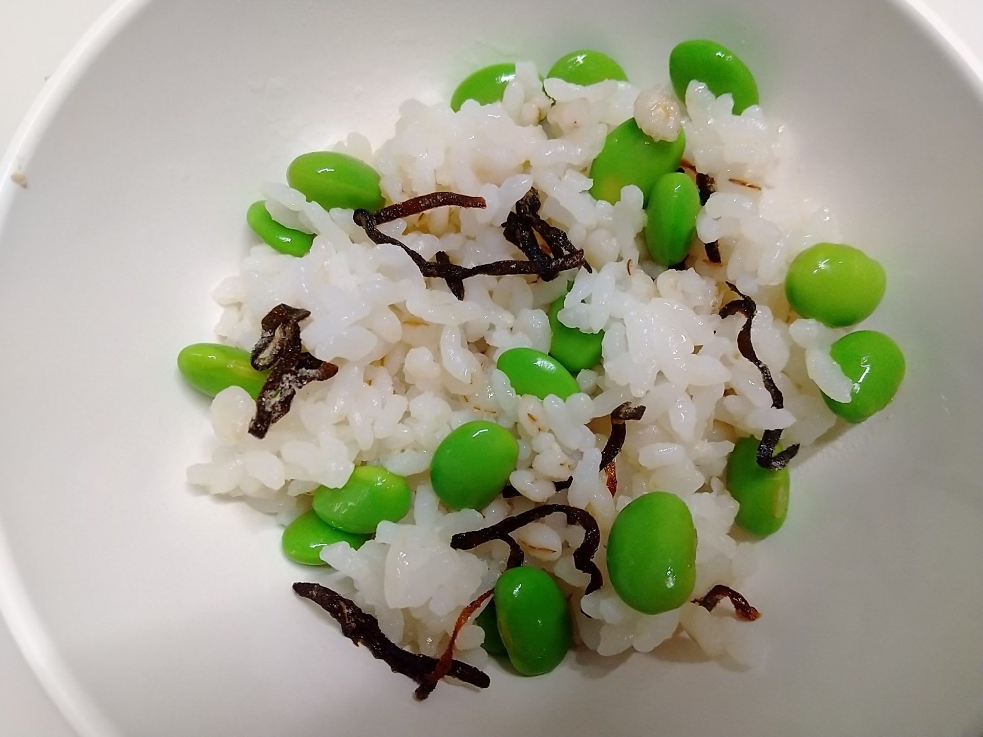 枝豆と塩昆布の混ぜご飯