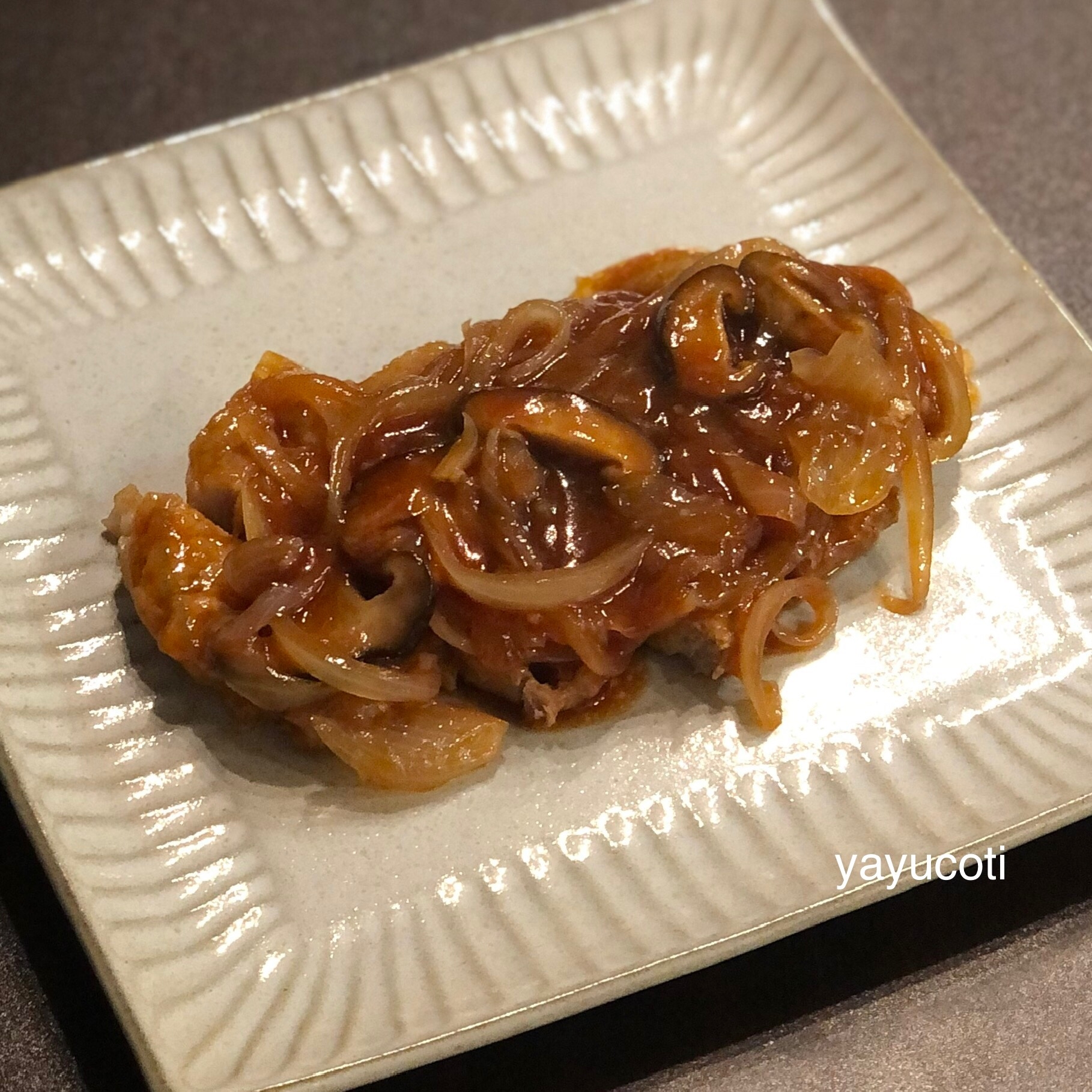 麺つゆでちょっと和風なポークチャップ