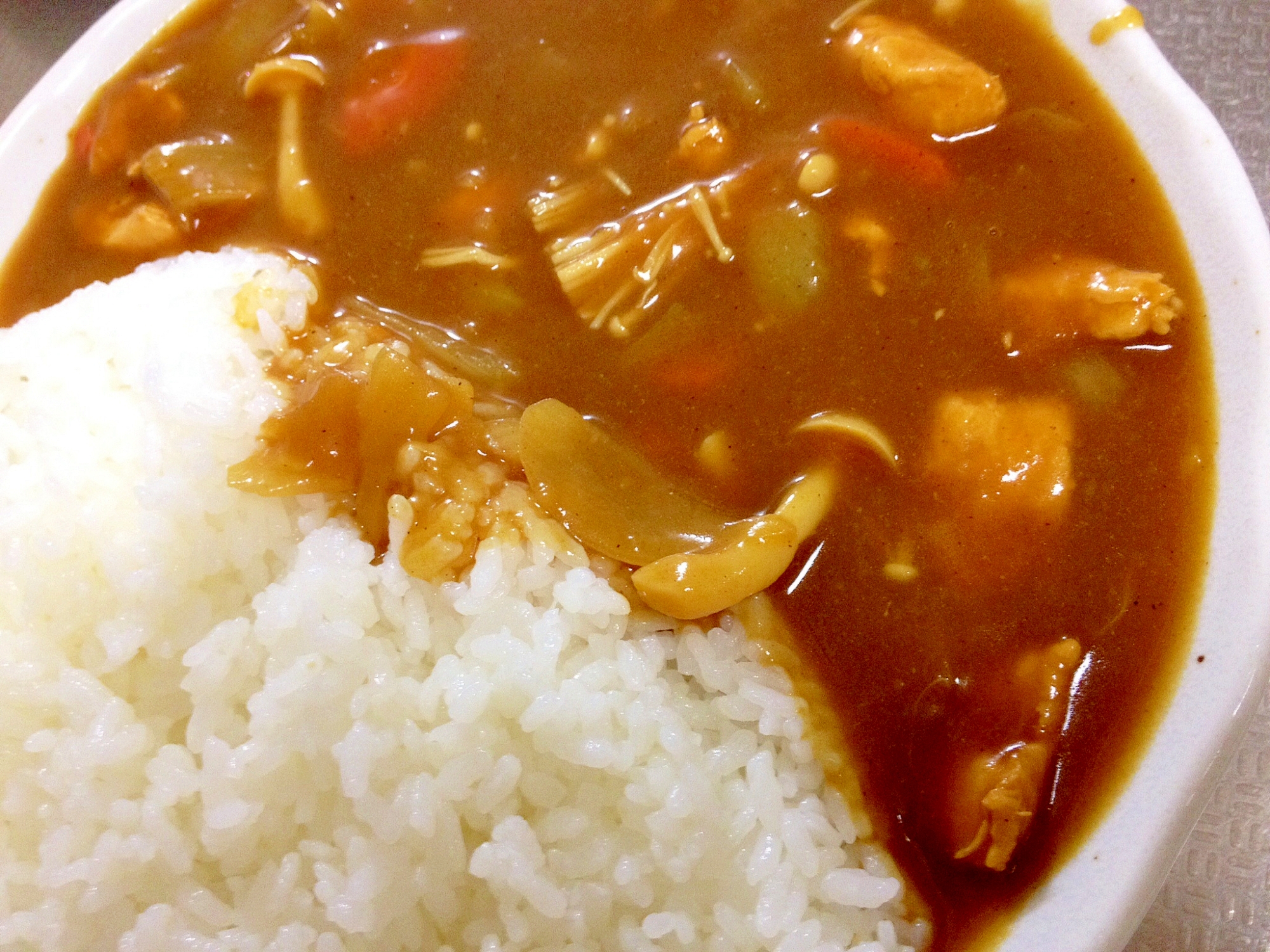 ブナピーえのきササミカレー