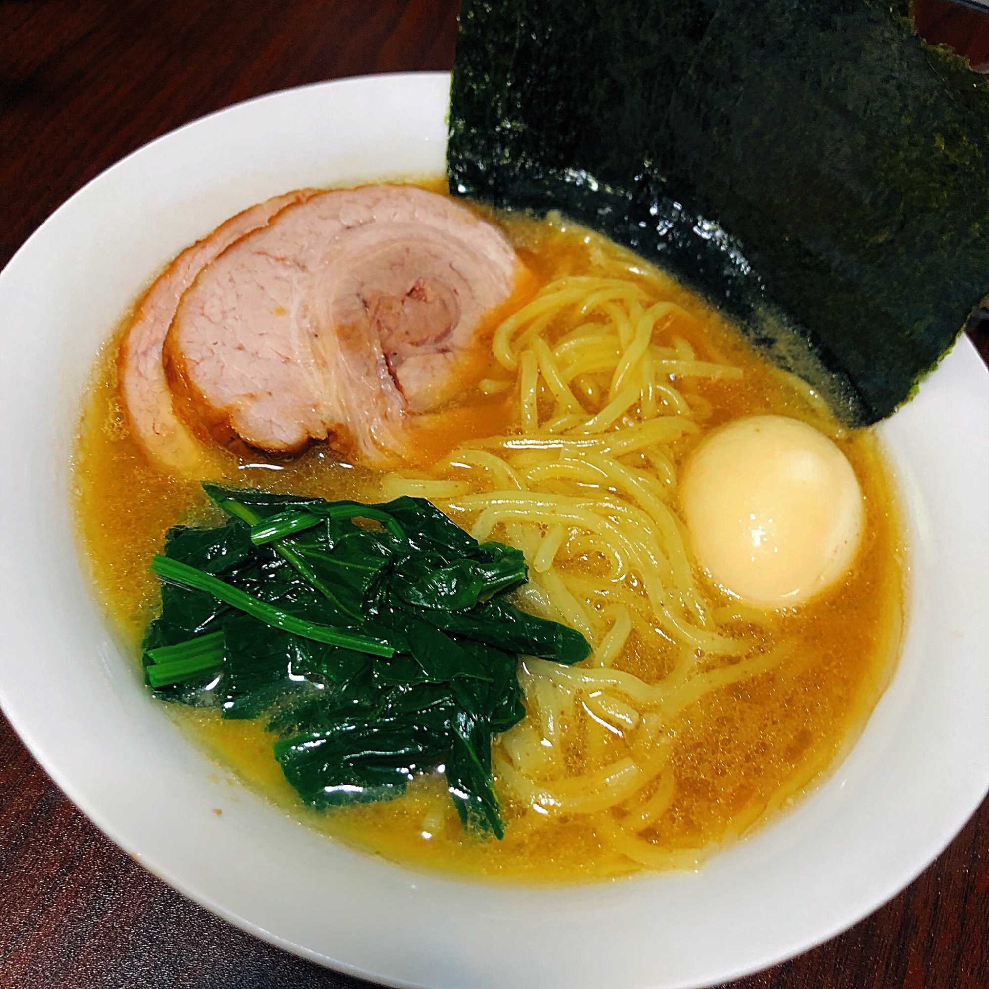 本格濃厚 横浜家系 豚骨醤油ラーメン