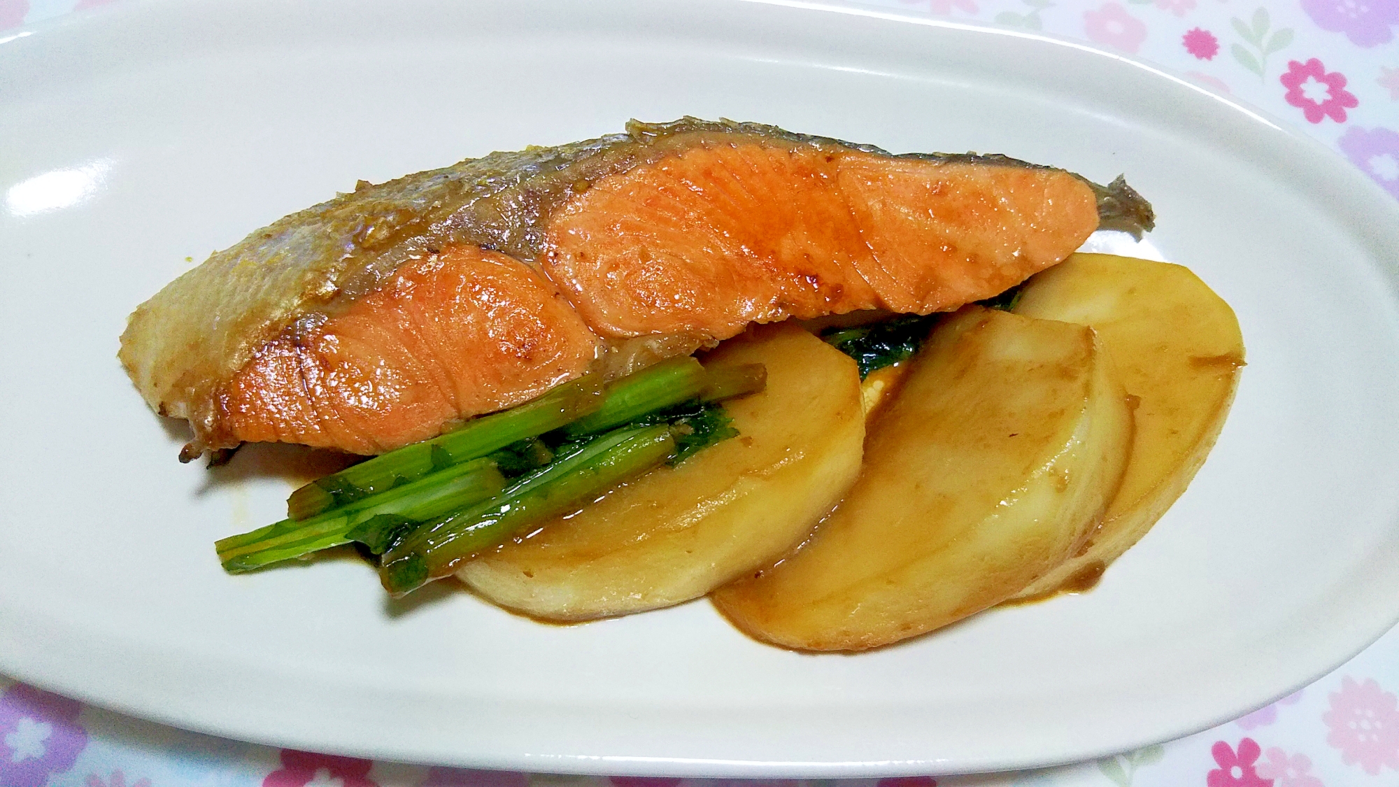 鮭と蕪のガリバタ醤油炒め++