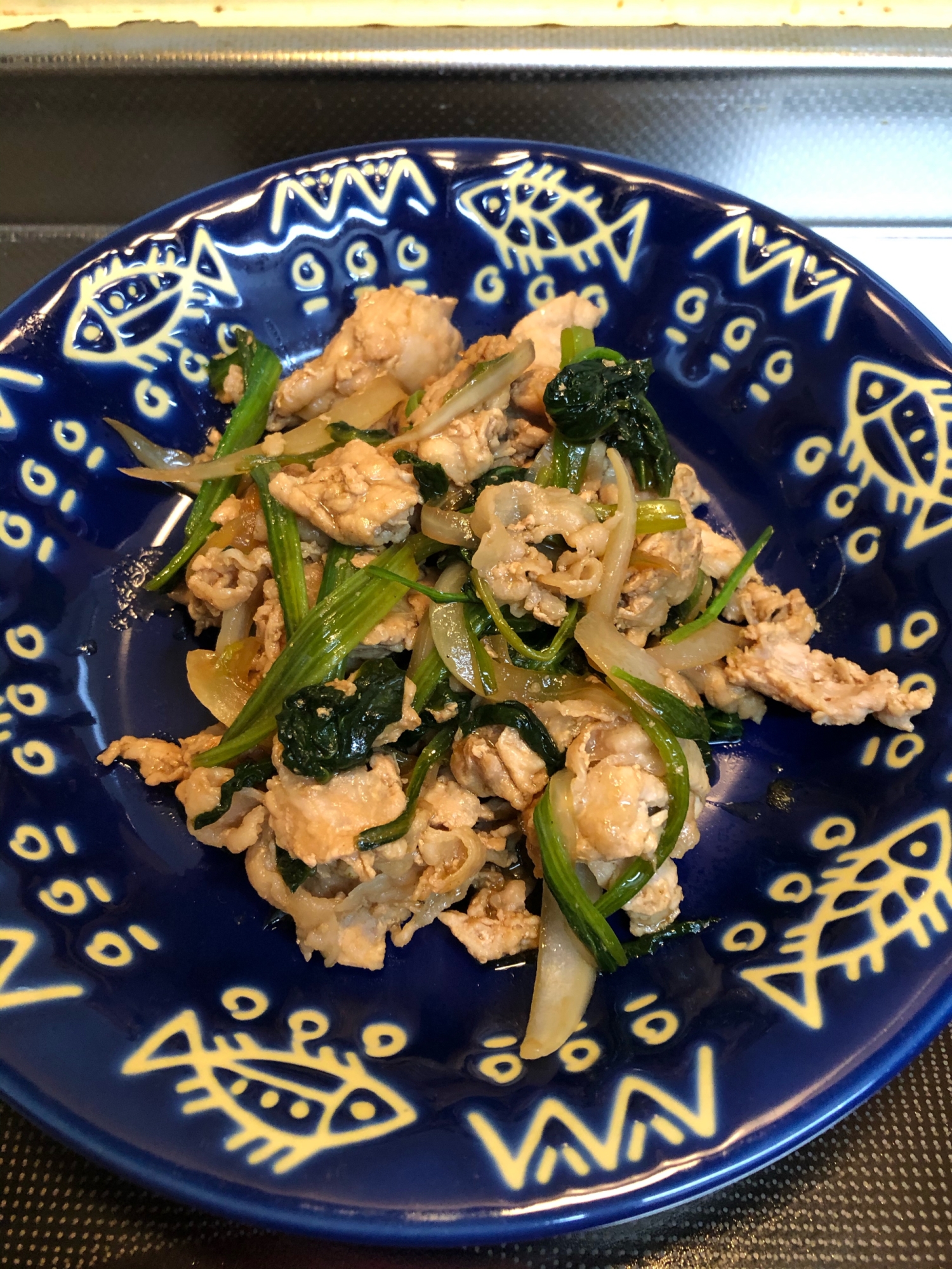 ご飯が進む♪豚肉とほうれん草の和風みそ炒め煮^_^