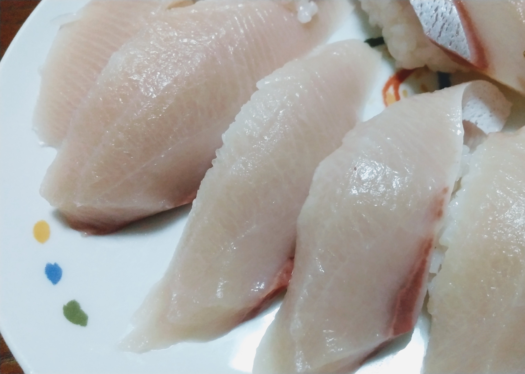 お寿司屋さんに負けない味!ブリとろ寿司