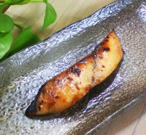 3. 白身魚を香ばしく。さわらの山椒味噌焼き