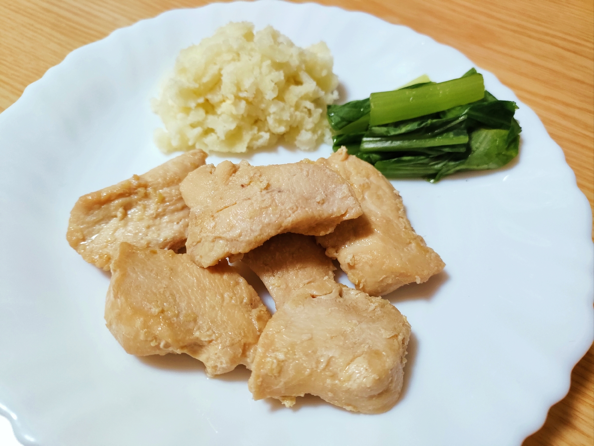 鶏むね肉の生姜醤油漬け焼き