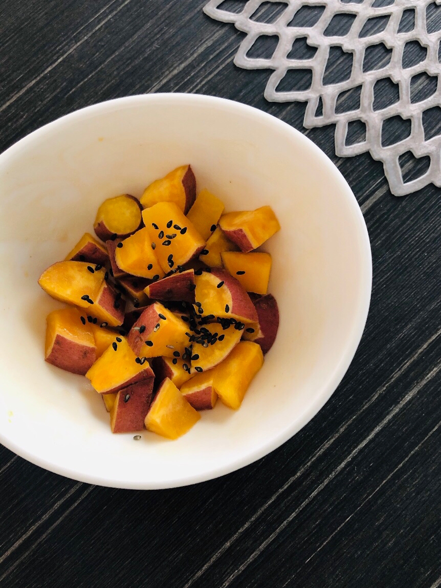 おやつやお弁当に レンジで安納芋の大学芋風 レシピ 作り方 By Ma Ma Yu Mi 楽天レシピ おやつやお弁当に レンジで安納芋の大学芋風 レシピ 作り方 By Ma Ma Yu Mi 楽天レシピ